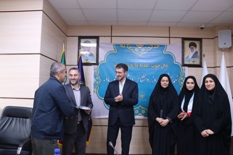 برگزاری مراسم گرامیداشت روز روانشناس و مشاور در کمیته امداد امام خمینی(ره) مازندران
