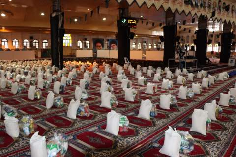 رزمایش اهداء 313 سری جهیزیه و 800 بسته لوازم التحریر 1402/07/03