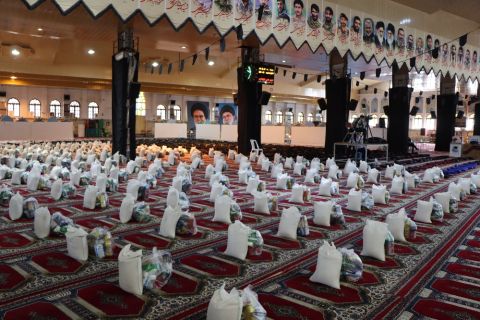 رزمایش اهداء 313 سری جهیزیه و 800 بسته لوازم التحریر 1402/07/03